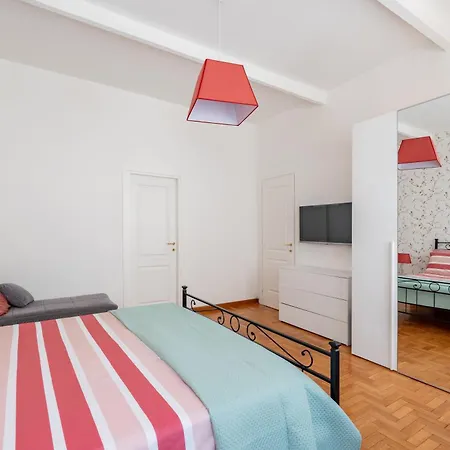 Homedesirome - La Casa A Colori Appartamento *