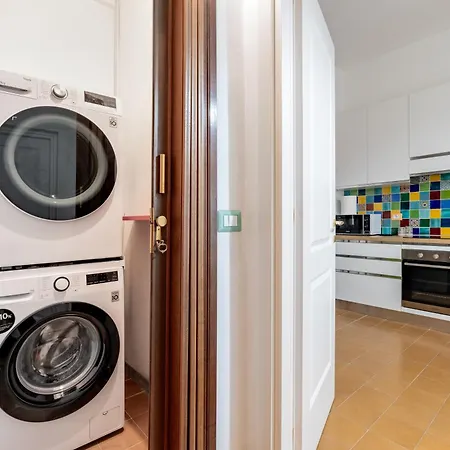 Apartman Homedesirome - La Casa A Colori Róma